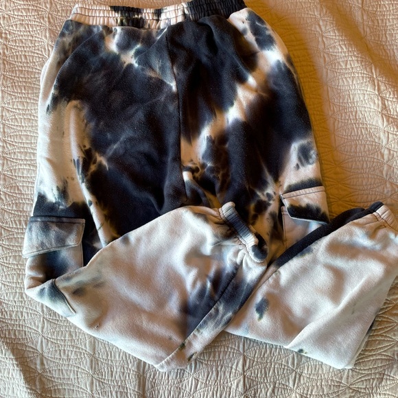 •Womens tie-dye joggers - Picture 1 of 4